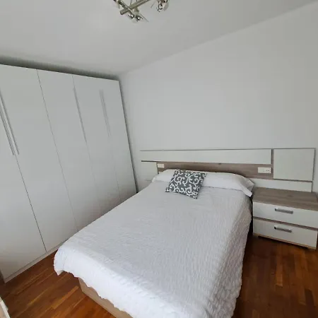 Center - Garaje Incluido Oviedo